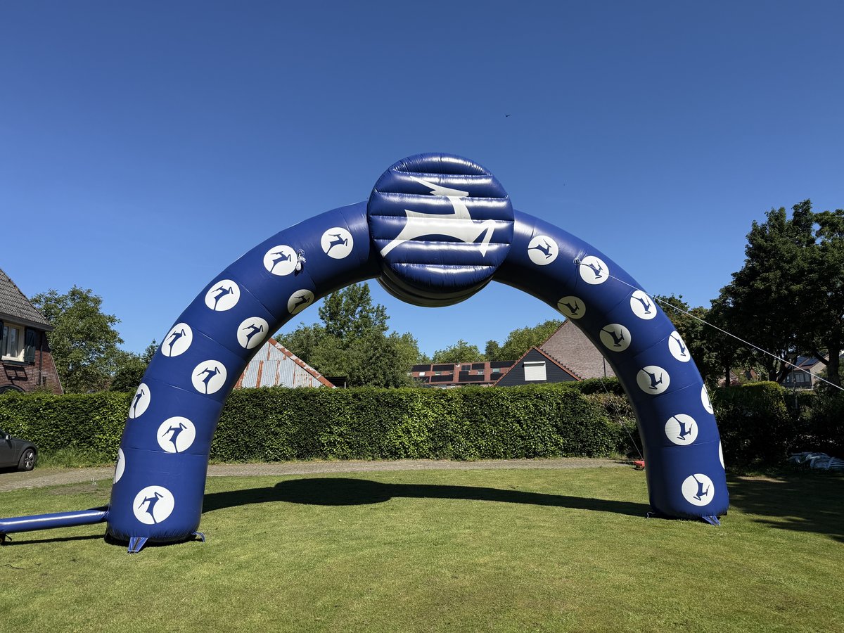 Opblaasbare reclameboog maatwerk - Dutch Inflatables