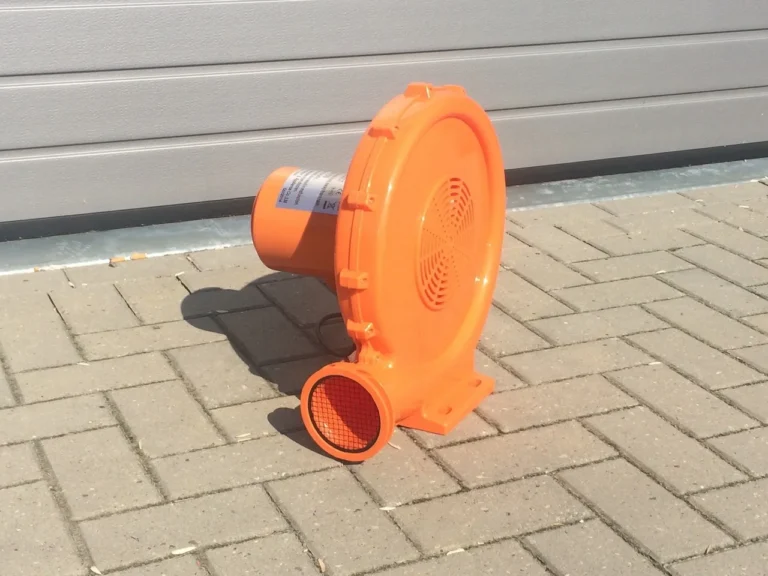 Oranje blower voor opblaasbare reclameobjecten